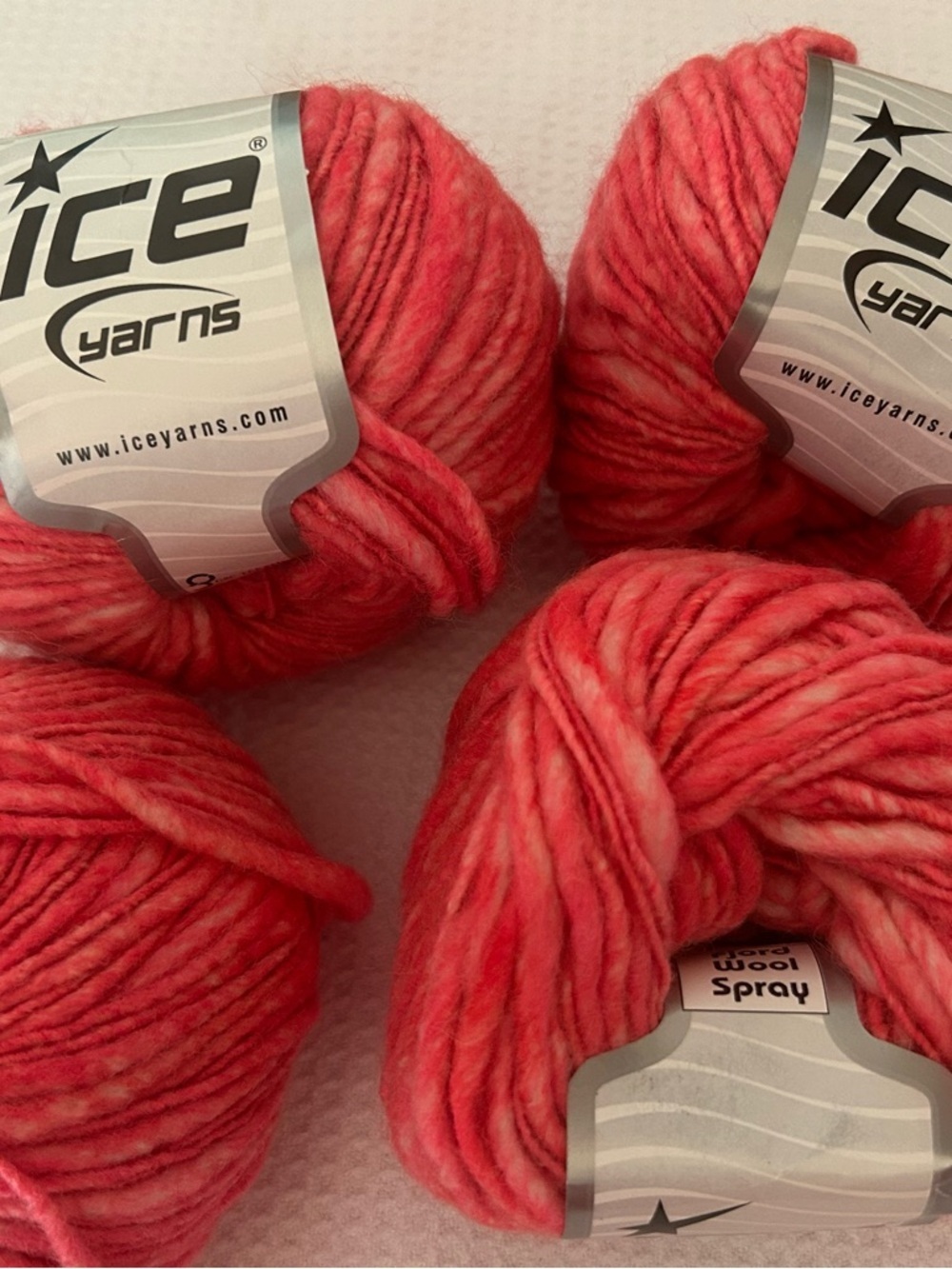 Ice Yarns Fjord Wool Spray 50% Wool/50% Acrylic Pink 5 mm/US8 New Set Of 4